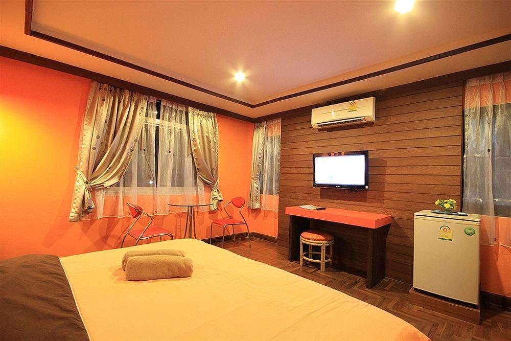 The Palm Delight Lodge Джомтьен Экстерьер фото