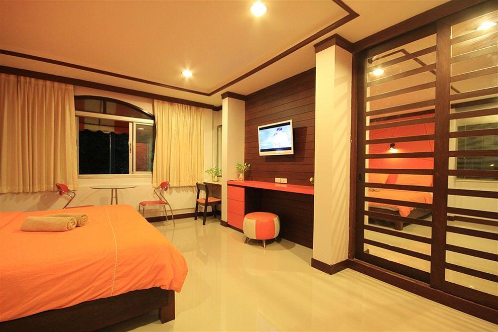 The Palm Delight Lodge Джомтьен Экстерьер фото