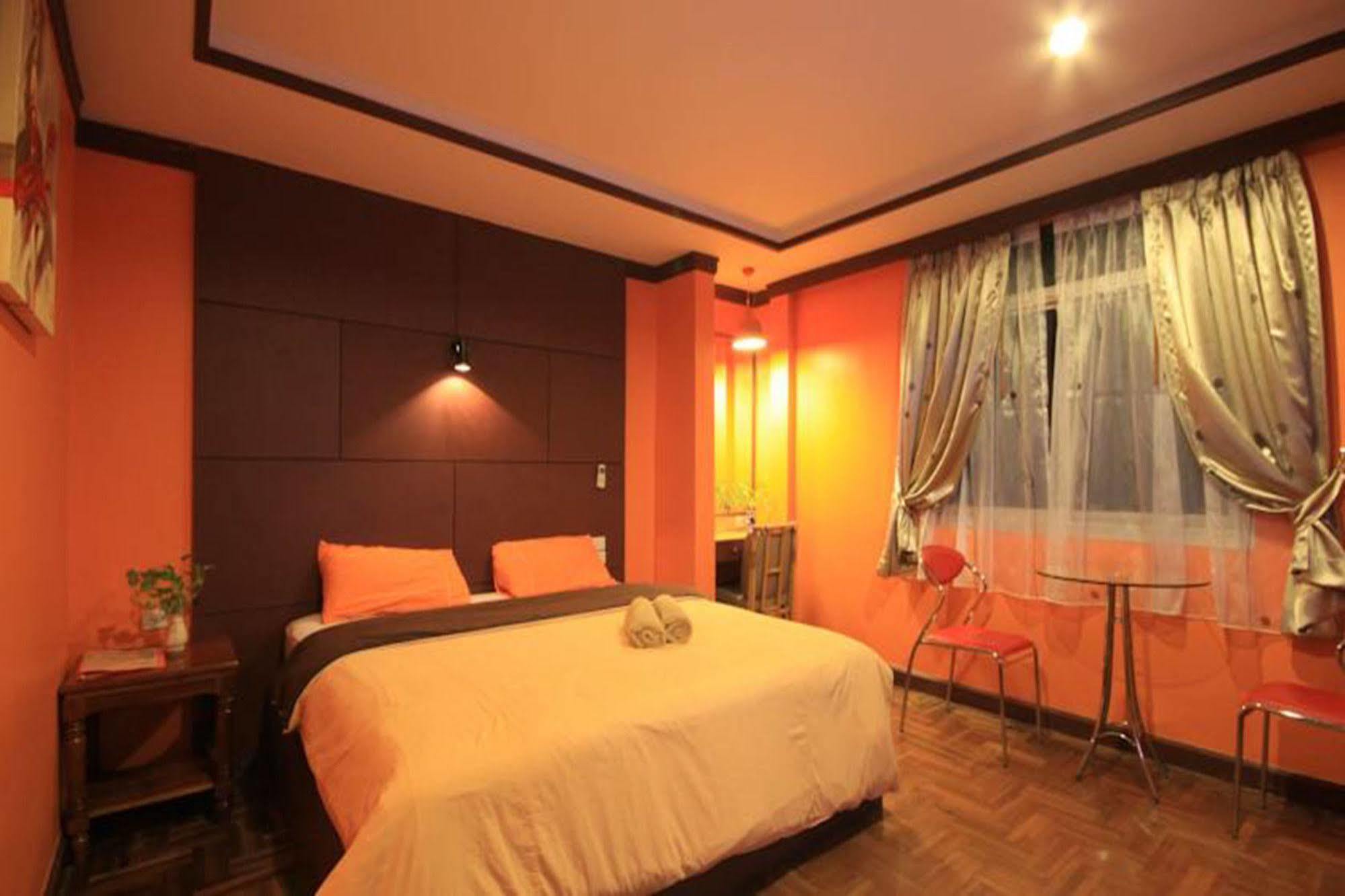 The Palm Delight Lodge Джомтьен Экстерьер фото