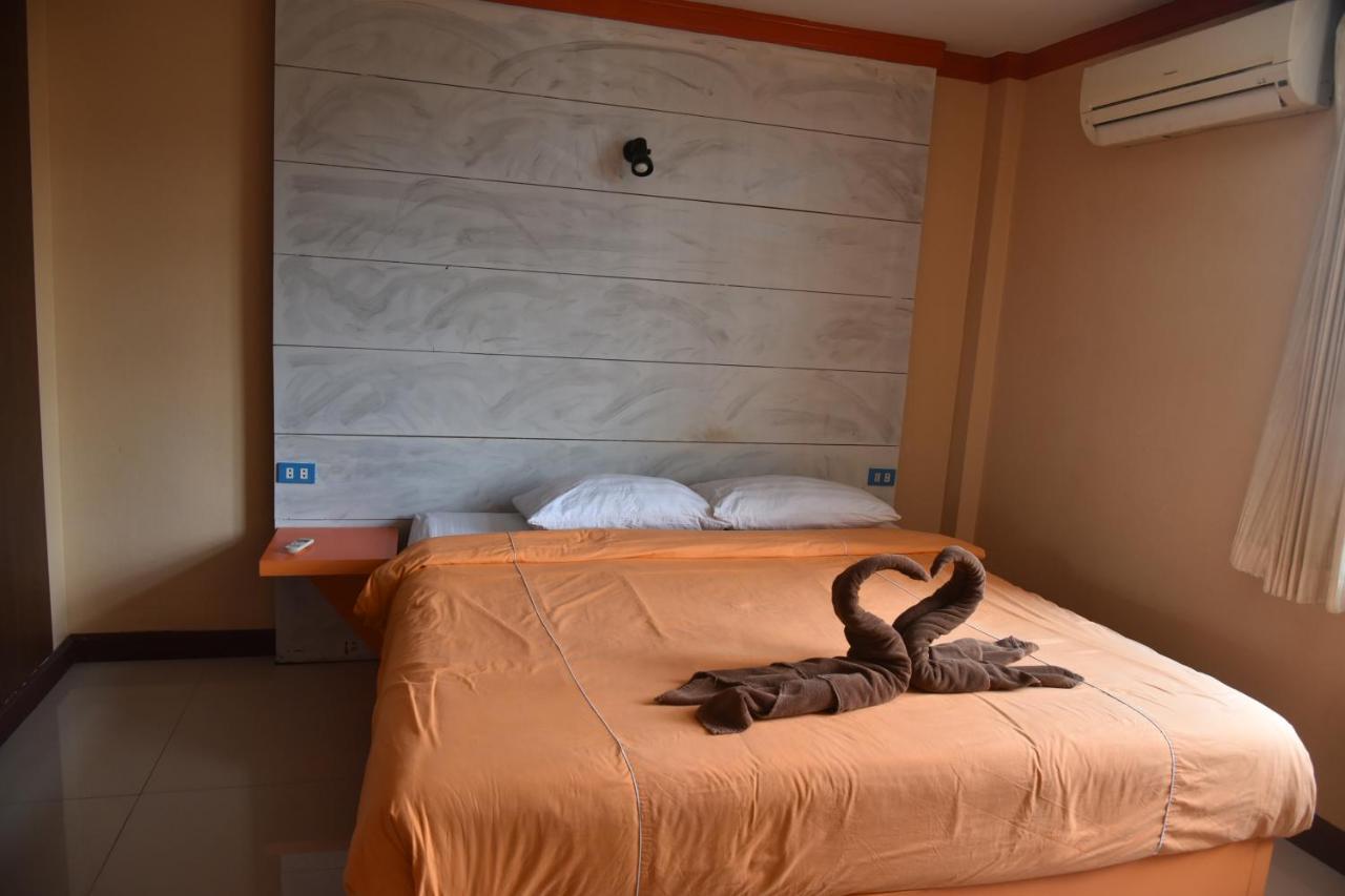 The Palm Delight Lodge Джомтьен Экстерьер фото